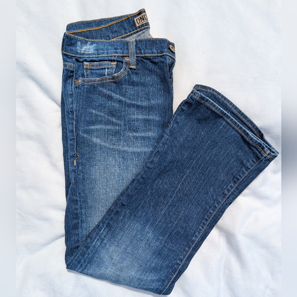 Old Navy Denim - Low Waist, Bootcut, Stretch Blue Jeans Women’s 8 Short